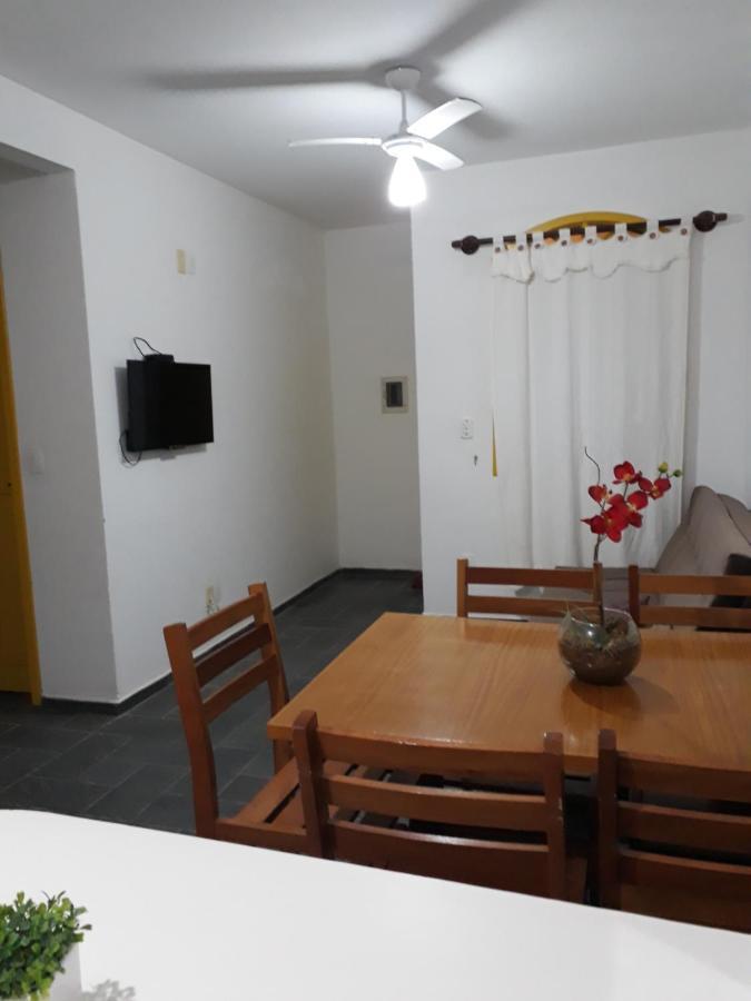 Residencial Colonial Amarelo A 150M Da Praia De Mariscal Aparthotel Bombinhas Kültér fotó
