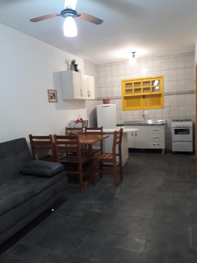 Residencial Colonial Amarelo A 150M Da Praia De Mariscal Aparthotel Bombinhas Kültér fotó
