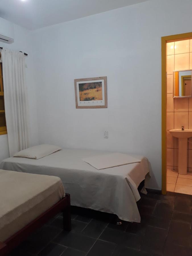 Residencial Colonial Amarelo A 150M Da Praia De Mariscal Aparthotel Bombinhas Kültér fotó